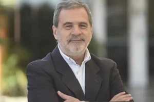 Carlos Fara24