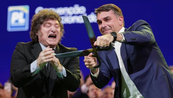 La fuga de Flávio Bolsonaro vía Argentina abre un nuevo capítulo de la tensión diplomática con