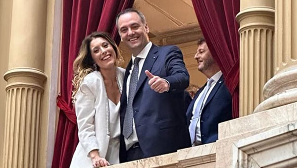 El fiscal Pollicita pidió reconstruir el patrimonio de Adorni desde 1998 y verificar sus 